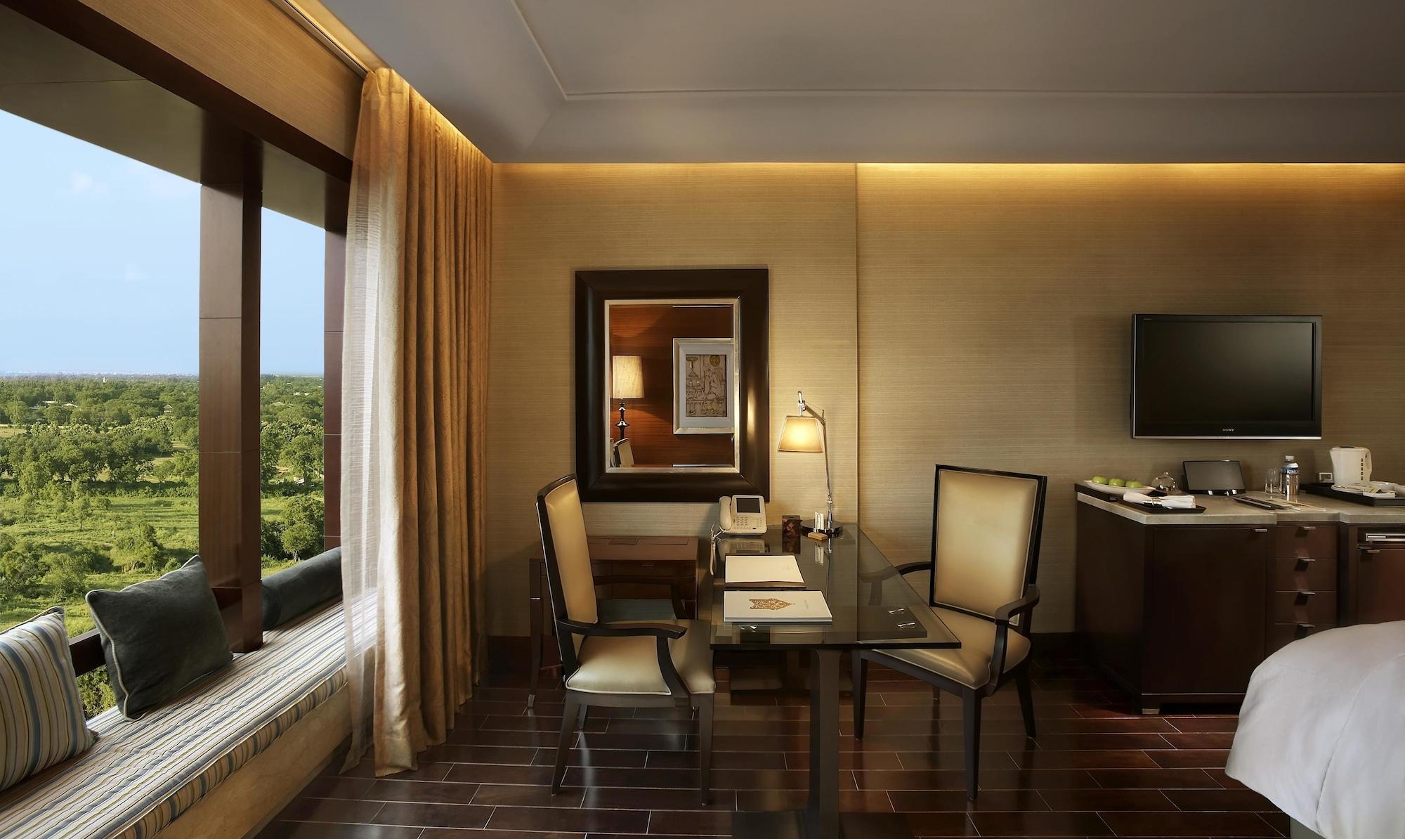 The Leela Ambience Gurugram Hotel & Residences Gurgaon Chambre photo